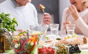 Kuo pakeisti įprastus maisto produktus sveikesnei mitybai?