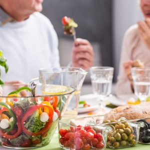 Kuo pakeisti įprastus maisto produktus sveikesnei mitybai?