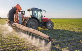 Mokslininkai perspėja apie pesticidą, galintį visam laikui pažeisti vaikų smegenis