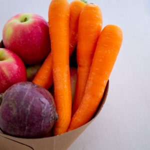 Morka, obuolys ir burokėlis: kokiomis galiomis pasižymi šis daržovių trio?