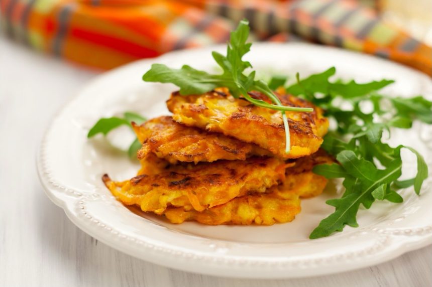 Morkų kepsneliai su kukurūzais