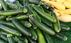 Neįprastas derinys: patiekalas iš cukinijų ir avižinių dribsnių