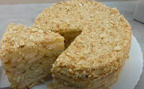 Tortas per 5 minutes! Nuotraukos šaltinis Leckere minute youtube kanalas