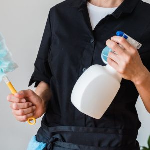 Universalaus namų valiklio receptas, kuris padės pašalinti kalkes ir nešvarumus be jokio šveitimo!