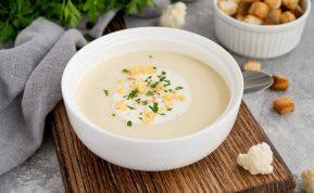 Žiedinių kopūstų sriuba su sūriu