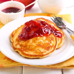 Geriausia blynų tešla: jums reikia tik 2 obuolių ir pagrindinių ingredientų!