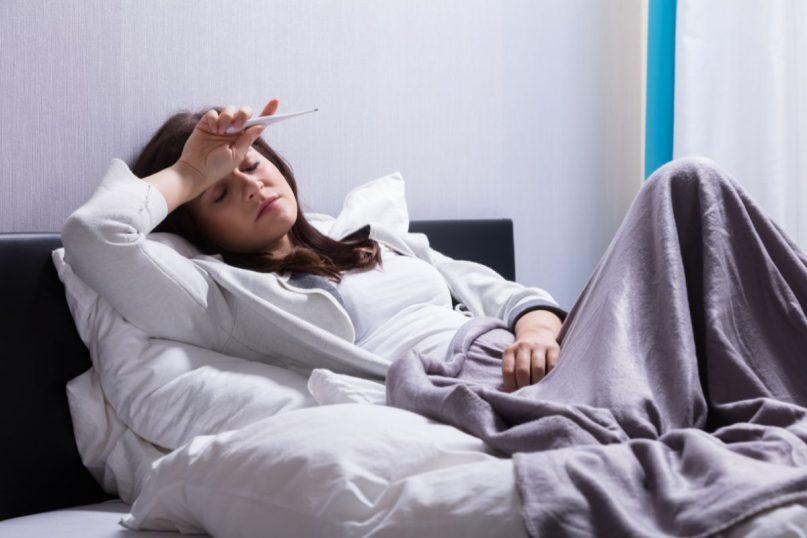 Gydytoja pasakojo apie pavojingas klaidas mažinant karščiavimą