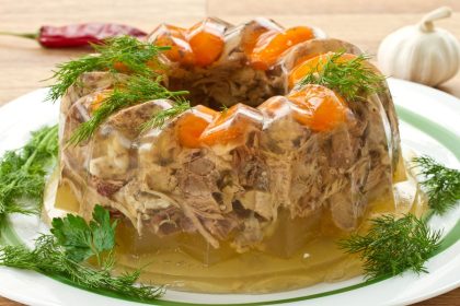 Gydytoja pasakojo, kam ir kodėl nereikėtų valgyti šaltienos