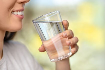 Gydytoja perspėjo apie dehidratacijos pavojų šaltuoju metų laiku