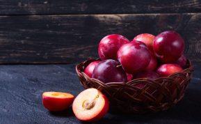 Įdėkite slyvas į vandenį, virkite ir gerkite kiekvieną dieną rudenį: štai kas nutiks jūsų kūnui!