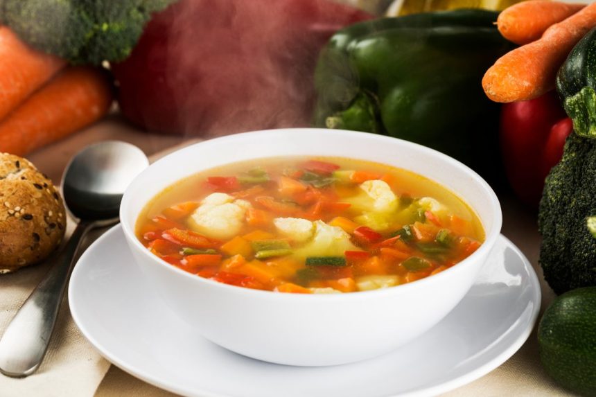 Išbandykite riebalus deginančią sriubą