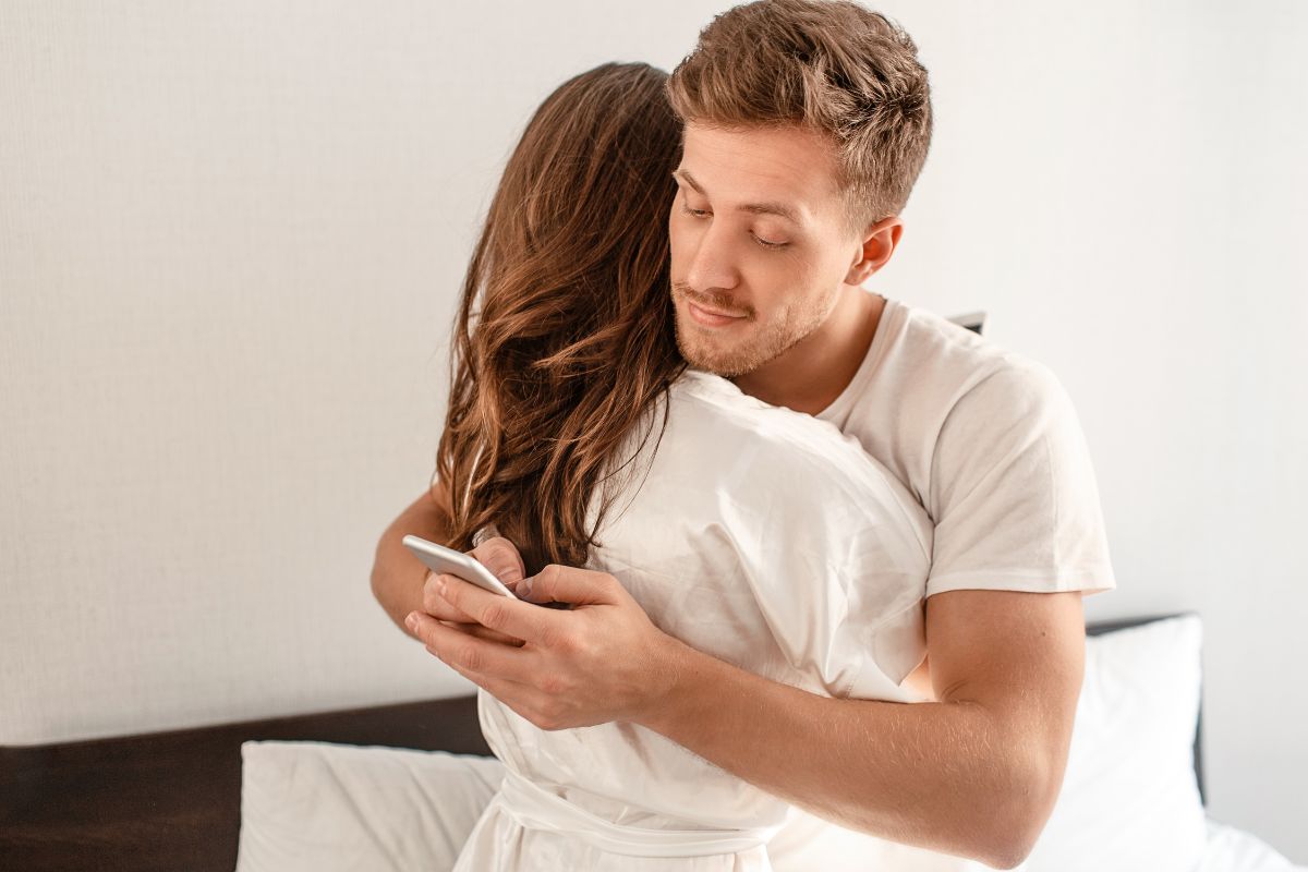 Jis apgaudinėjo žmoną su jos mama