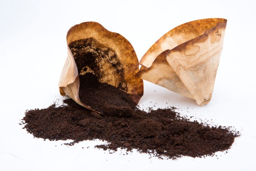 Kaip kavos tirščiai padeda prižiūrėti santechniką?