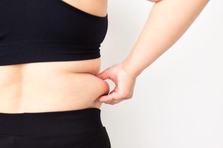 Kaip naudojant rankšluostį pašalinti pilvo riebalus?