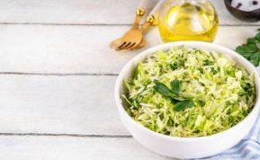 Kiniškos kopūstų salotos