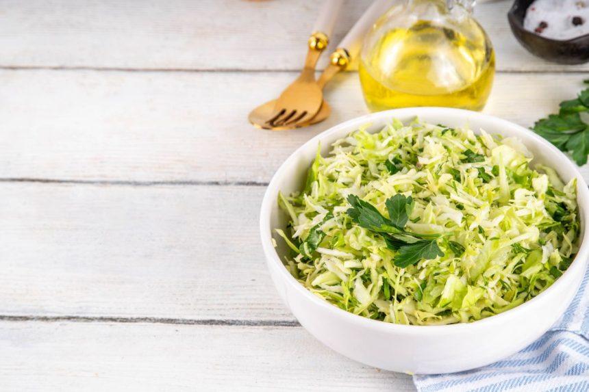 Kiniškos kopūstų salotos