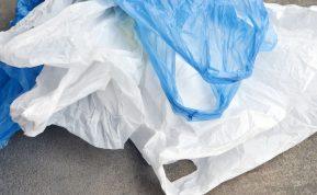 Kodėl į skalbimo mašiną verta įdėti maišelį?