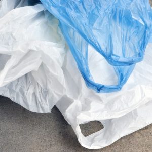 Kodėl į skalbimo mašiną verta įdėti maišelį?