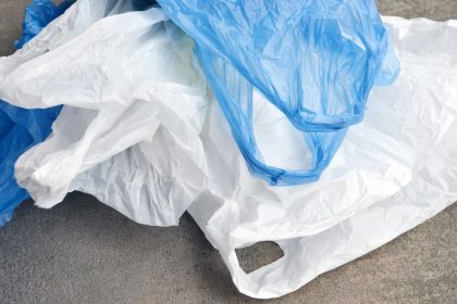 Kodėl į skalbimo mašiną verta įdėti maišelį?