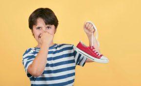 Kokios yra blogo batų kvapo atsiradimo priežastys?