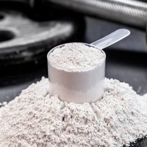 Kreatinas: kodėl tai vienas veiksmingiausių papildų moterims ir vyrams