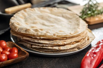 Lavašo užkandis su aštria malta mėsa