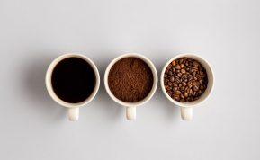 nereikėtų gerti daugiau nei keturių puodelių kavos per dieną