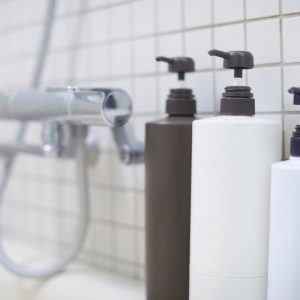 Pirkite pigų šampūną, bet nenaudokite jo plaukams