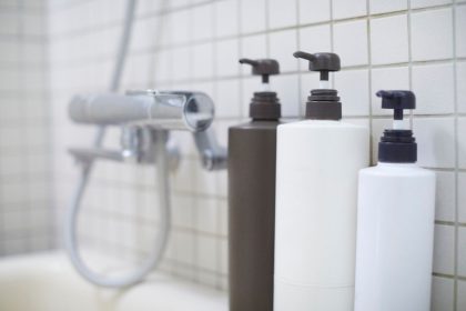Pirkite pigų šampūną, bet nenaudokite jo plaukams