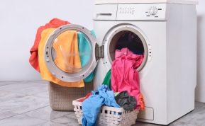 Priežastys, dėl kurių skalbimo mašina blogai išsuka drabužius