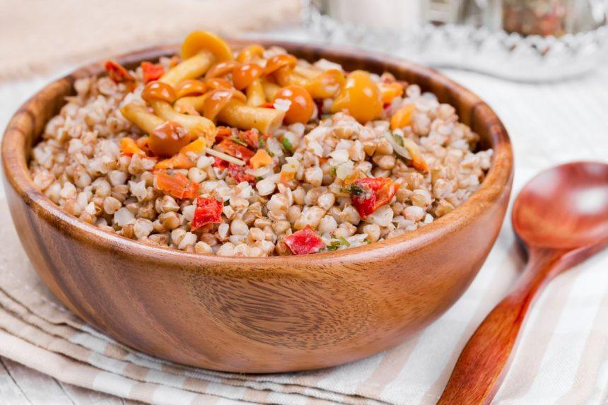 Ar vaikystėje taip mėgti grikiai gali būti pavojingi sveikatai?