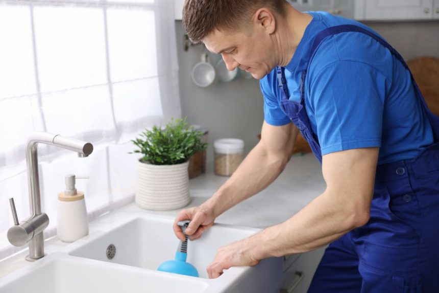 tai padeda pašalinti kriauklės užsikimšimą