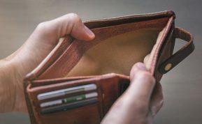 Trys Zodiako ženklai, kurie niekada neturi pinigų