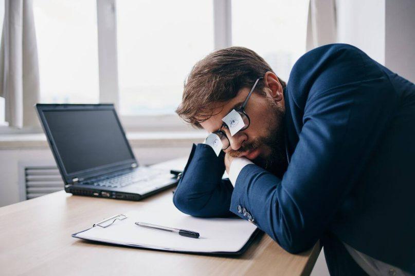 Vyras užmigo darbe ir gavo 48 tūkst. dolerių kompensaciją