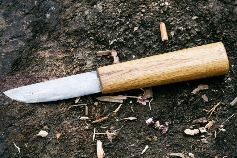 10 daiktų, kurių geriau nekelti nuo žemės, kad neprisišauktumėte blogos sėkmės! Aštrūs daiktai