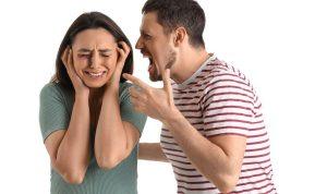 10 požymių, kad šalia jūsų yra emocinis smurtautojas