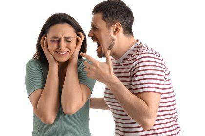 10 požymių, kad šalia jūsų yra emocinis smurtautojas