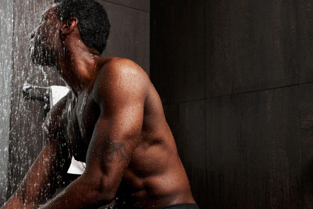 5 patarimai, kaip reikia praustis po dušu. Prausimosi dažnumas priklauso nuo aplinkybių
