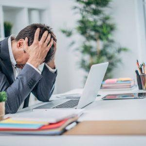 5 priežastys, kodėl protingiems žmonėms sunku jaustis laimingais