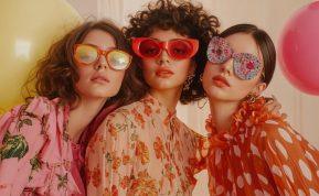 6 dalykai, kuriuos kiekviena stilinga moteris turėtų turėti drabužių spintoje