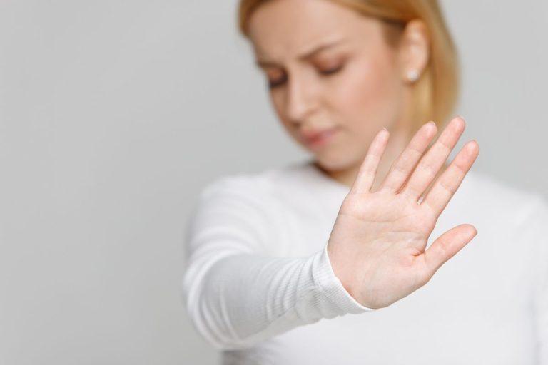 7 požymiai, kad savęs negerbiate ir kaip tai pakeisti? Nemokate priimti komplimentų