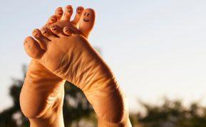 7 sveikatos problemos, kurias ankstyvoje stadijoje padeda nustatyti pėdų būklė