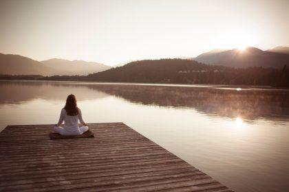 8 praktiniai sėkmingos meditacijos patarimai
