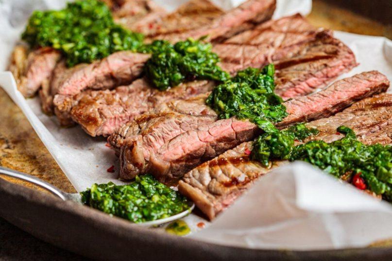 Kepsnys su čimičiuri padažu