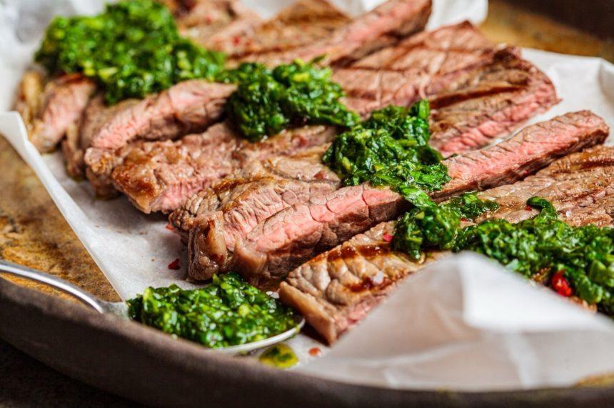 Kepsnys su čimičiuri padažu