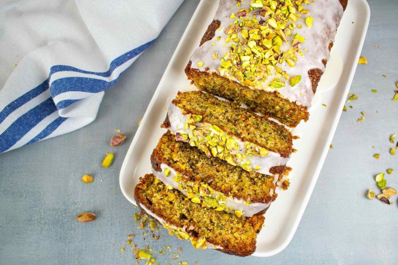 Pistacijų keksas su citrininiu glajumi