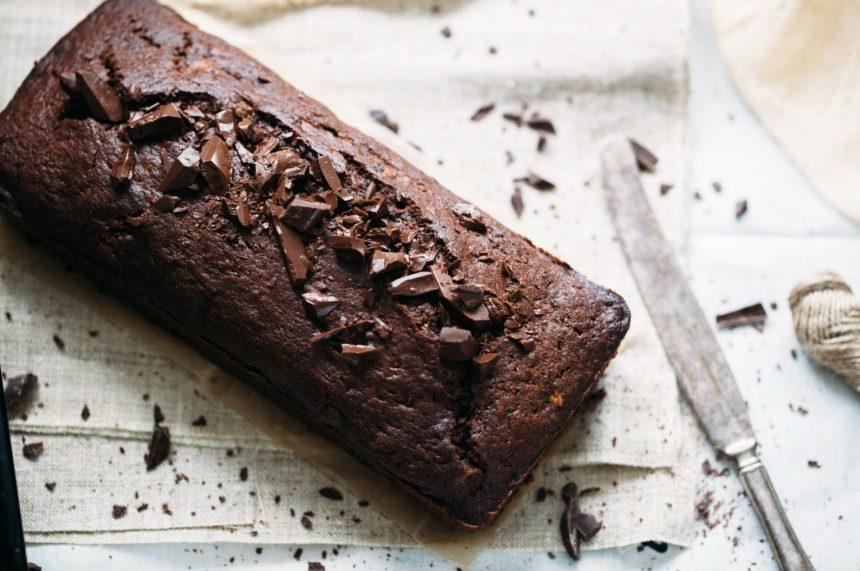 Šokoladinė bananų duona su šokolado gabaliukais