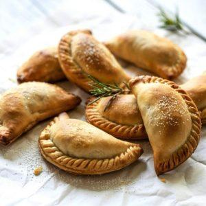 Vištienos pyragėliai su špinatais