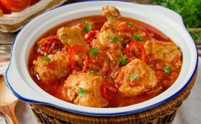 Vištienos troškinys su avinžirniais