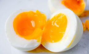 Ar tiesa, kad skystai virtas kiaušinis yra pats sveikiausias? Atsakysime kartą ir visiems laikams